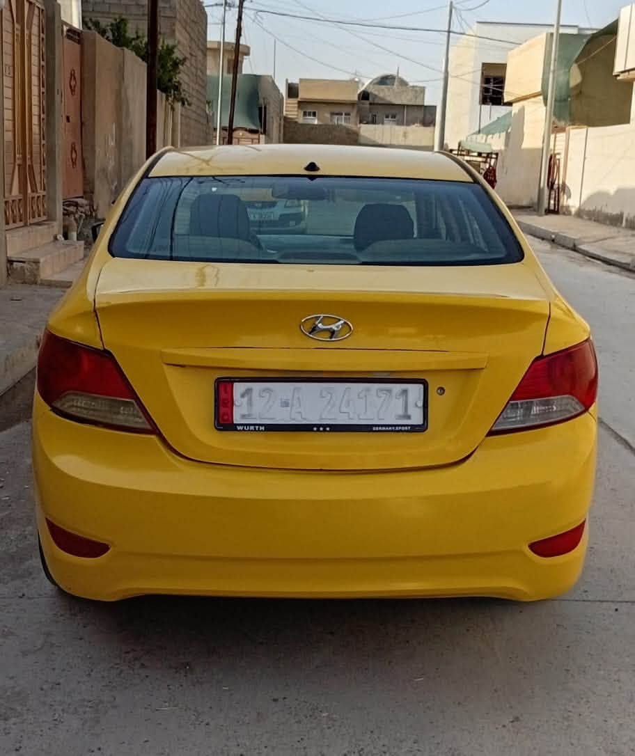 شباب اكسنت 2012كوري رقم نينوئ شرط التحويل
ضرر بل جاملع الوره بيها داخل شبر  طخم تاير جديد 

باتري جديد دوشمه كير مكينه شرط لا صرف ولا نفخ 

السعر 73بيها مجال قليل هاذا رقمي***********

العنوان اليمن رجمالتحويل
