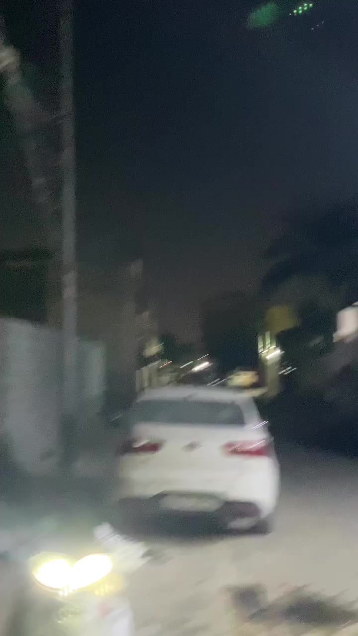 السلام عليكم خواتي دراجة فحل البيع كلشي ما عايزها اشغله وتتوكل عنواني نجف حي الجزيرة السعر 400قفل رقم جهازي ***********☎️
