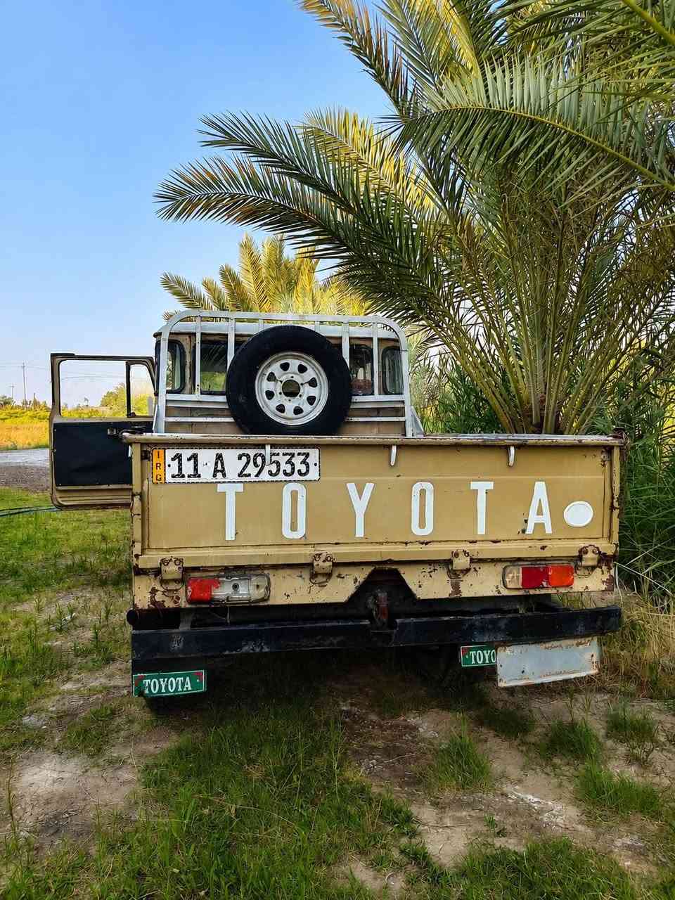 السلام عليكم لاندگروز موديل 82 وبأسمي، السعر 35 وبيها مجال
***********
