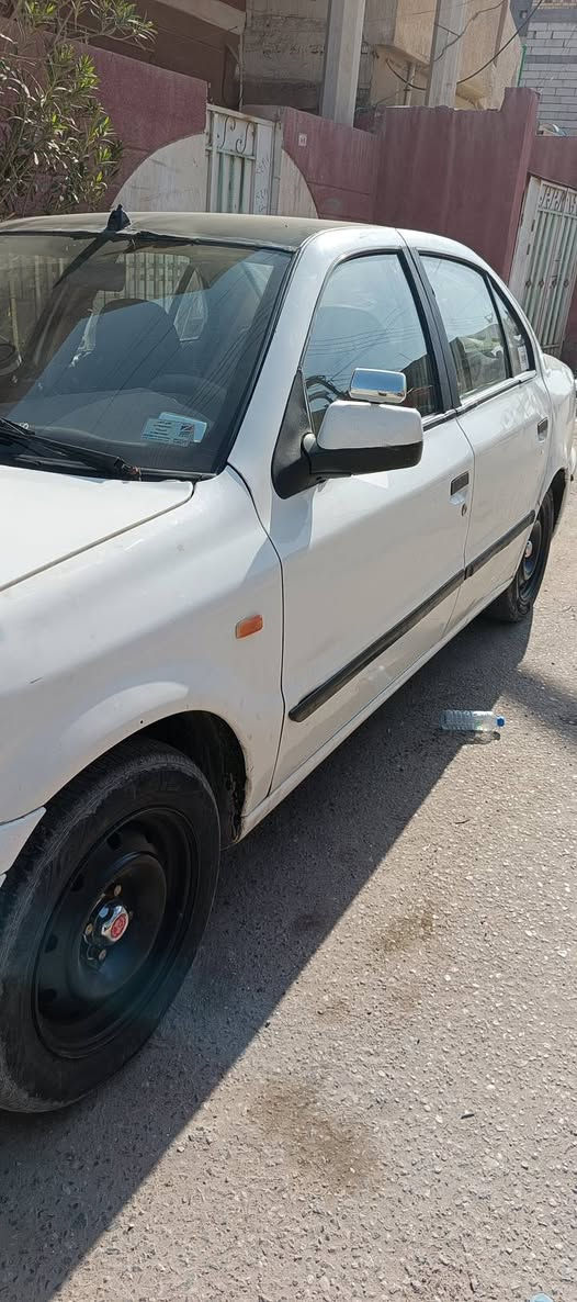 سمند موديل 2013 جاهزه من كلشي كير مكينه حداديه كمبريسر باور بطاين باتري سبير بختصار السياره كل شي بيها جديد ترايك وين ما تريد بيها طعجات خفيفه بالبدي مكاني بصره .. السعر 48 بيها مجال حك الجيه 
***********
