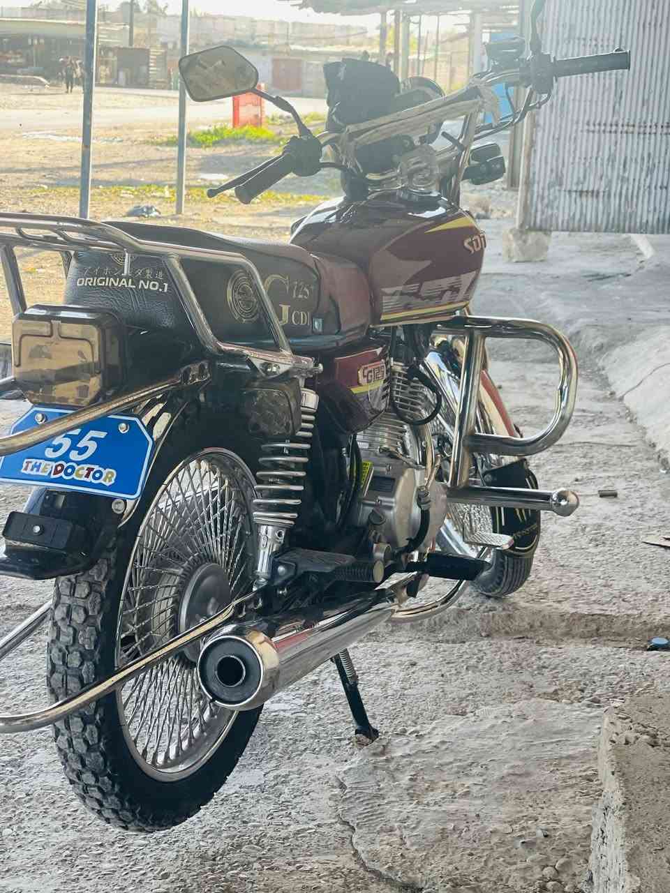 السلام عليكم موطور للبيع مودي2024 محرك ما مفتوح بي منفيس السعر 625 وبي مجال ***********
