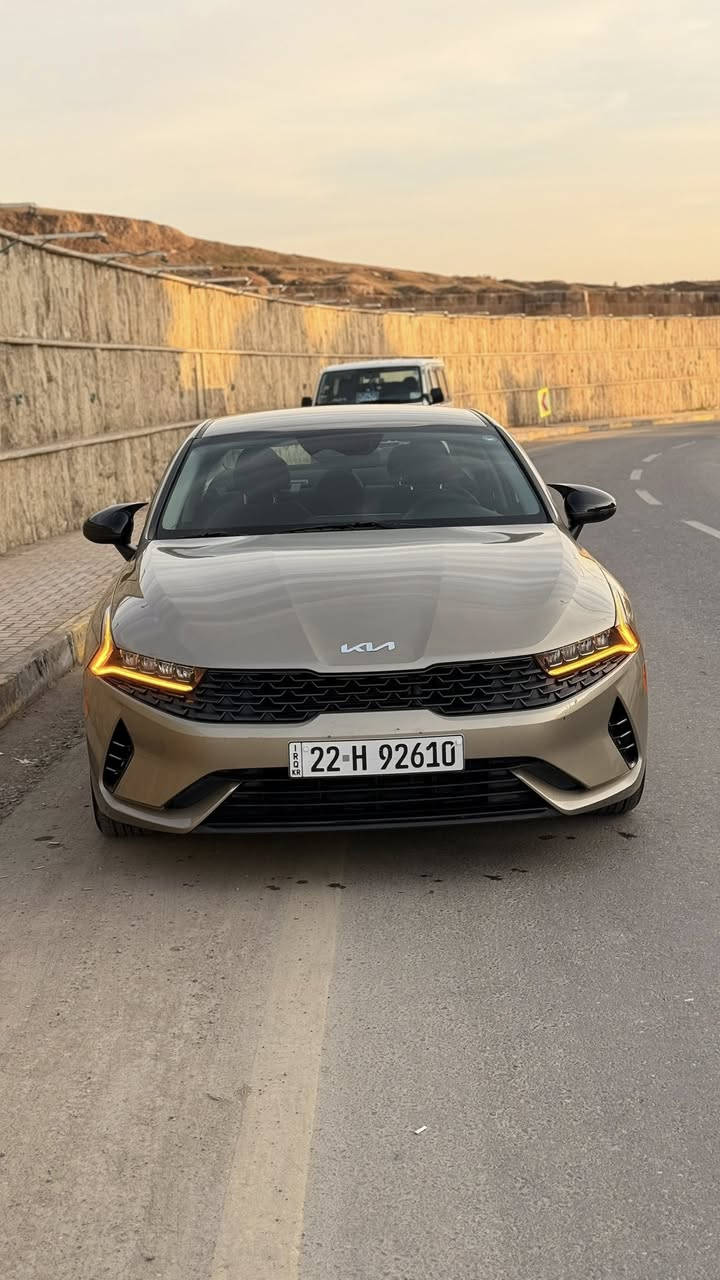 السلام عليكم
للبيع KIA K5   موديل 2022
لون مميز ذهبي 🟡 
عداد المسافة :- ٤٠ ميل   

رقم اربيل 
تحويل مباشر  
سيارة جاهزة ١٠٠٪؜

⚜️المواصفات ⚜️
لايت 4 عدسات زنون
بصمه + تشغيل عن بعد
هندبريك بصمه
رادار جانبي + امامي خطوط المسار 
قيادة ذاتيه 
اوتو هولد 
شاشه كبيرة 
كامرا دواره 
تبريد دجيتل
وبقية المواصفات المعروفه 

ضرر السياره :- باب خلفي خلف السكن صبغ + نص باب السكن صبغ فقط  
السياره استيراد خاص من وصلت اتضح بيها كلير امريكا فقط كلير طبقة شفافه بلبوند والجاملغ ثنين بدون حادث بشرط 
بجم كبس وصندوك  كبس 
رقم الشاصي :-5XXG14J24NG098538

للاستفسار الاتصال ***********
