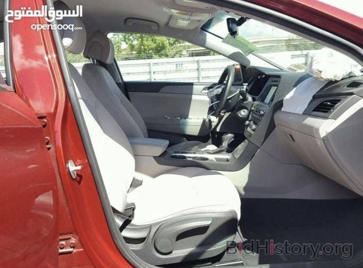 السلام عليكم للبيع او مرواس  سوناتا لون دم غزال موديل 16 رقم (بصره) سنويه  29  سياره وارد امريكي. مكفول من ضربه من امريكه  فقط ايرباك طاك بيه  سياره كلشي شغال بيه 
1تدفئه وتبريد ثلج  
2تحكم ستيرن
3شاشه بلاديه ماملعوب بيه 
4حساسات كلهن شغاله 
5لايتات زنون 
6حداده 75%
7تخم تايرات جدد
سياره بيه خسفه بل جاملق كدام خفيفه موضح بل صوره وشخوط خفيفه بل بابين  بصف سايق  ومصلحات بارد   فقط مكينه حلوه تخبل. لادوانز ولا بطيخ. معلي كازيكت علمود دوانز. وتجي تفحص شوف شوفت عينك 
السعر 118 وبيه مجال 
عنوان بصره شط العرب تنومه
رقم :***********
