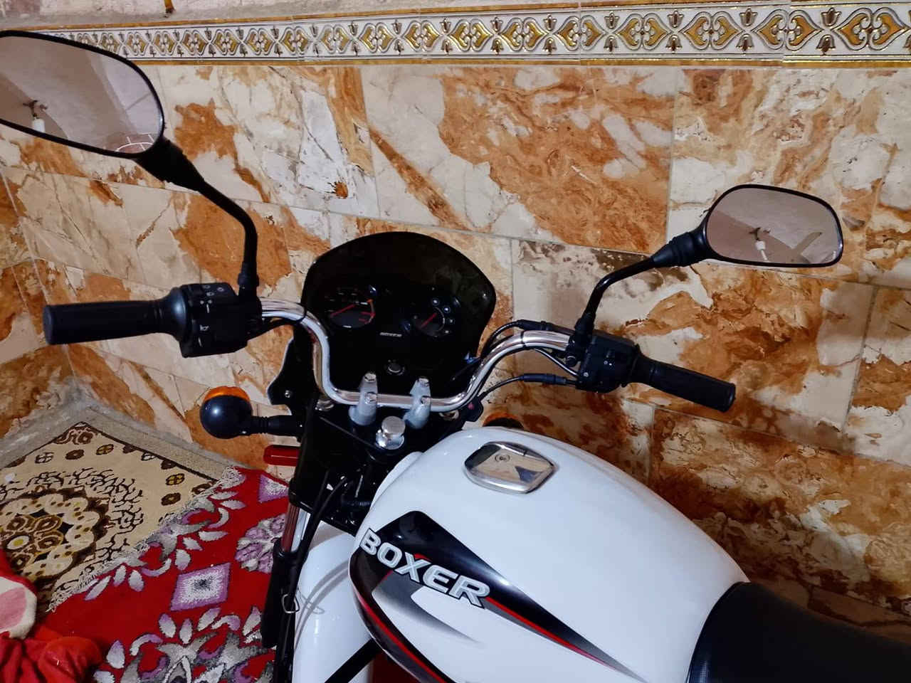 بوكسر موديل  ٢٠٢٣ للبيع ب 2 مليون و100  بيها  مجال كلش قليل نظيفه ما مشغله دلفري  مكلف بالنشر للاستفسار الاتصال  *********** العنوان /ميسان /العماره /حي الحسين الجديد بداية شارع ابو شاكر
