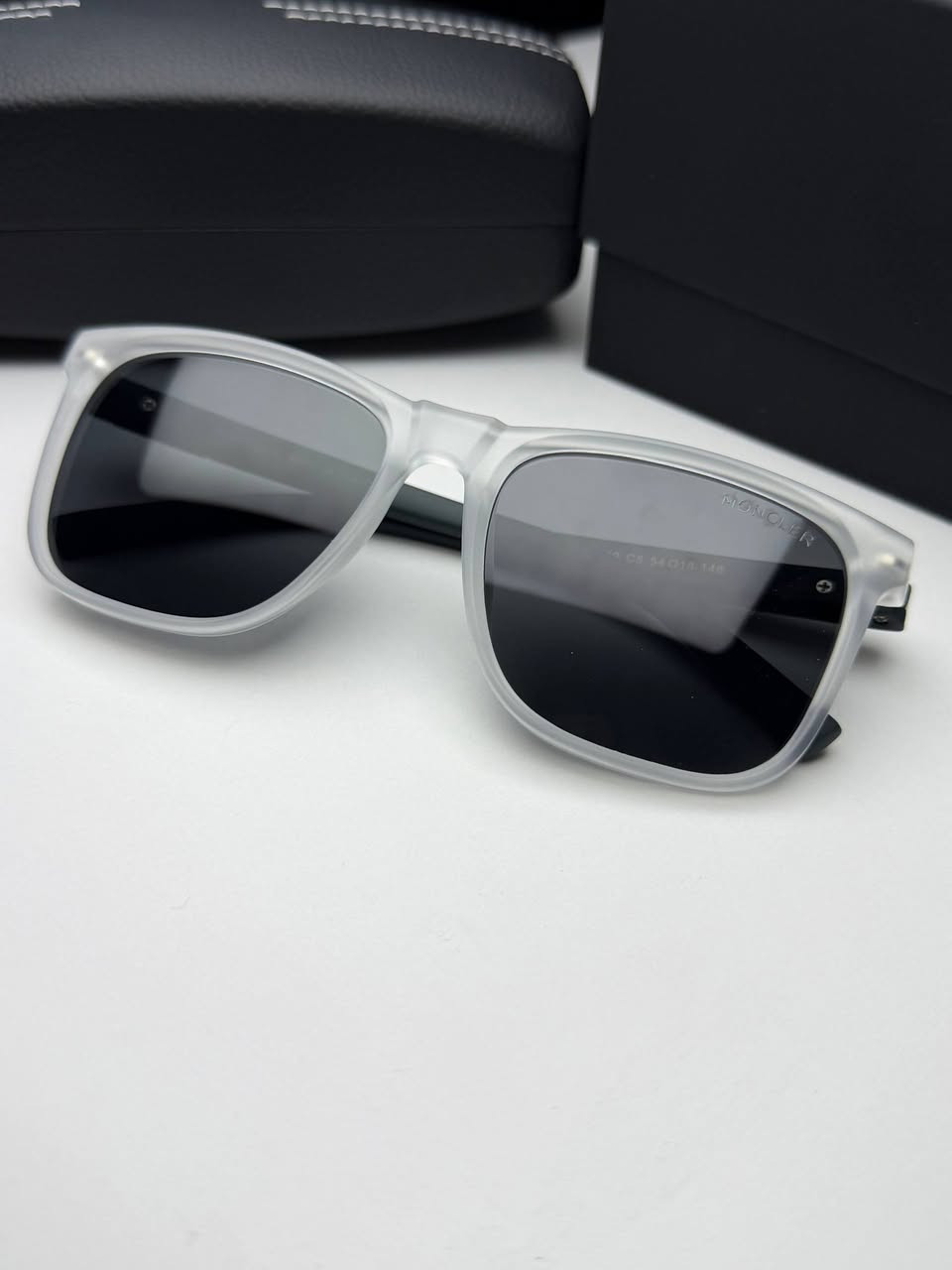 MONCLE'R  
ماستر كاملة المرفقات 
عدسة بولورايز UV400 حقيقي على الفحص 

16  الف على اول تم

⭕️ملاحظة / جميع الصور من تصويرنا للقطعه

tipeSerhMxegxPoZdO


**إذا كنت صاحب هذا الإعلان وتريد حذفه لأي سبب، رجاءا أرسل رسالة إلى الدعم الفني**