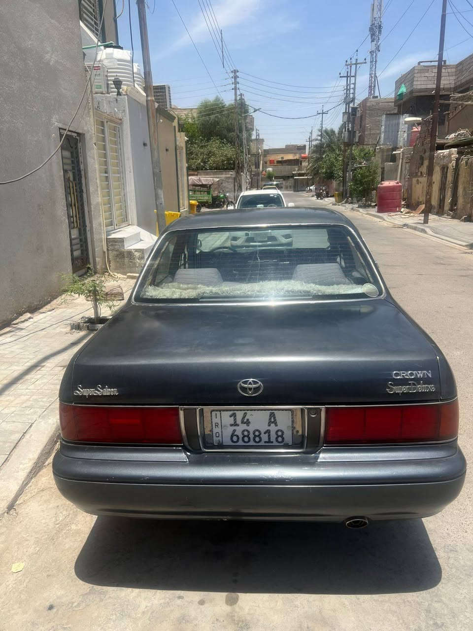 كراون ارنب موديل 1993 رصاصي رمادي السيارة بأسمي رقم انكليزي السنوية لغاية 31 تحويل ثاني يوم معمرة السيارة ومكفولة من الكص والنقل والگلبه والضربة القوية وكافة الاصوليات كير ومكينة ونجي جدد حدادية تعبانه السعر 58 العنوان البصرة القبلة وهذا رقم الحجي اتصل وتدلل 
***********
