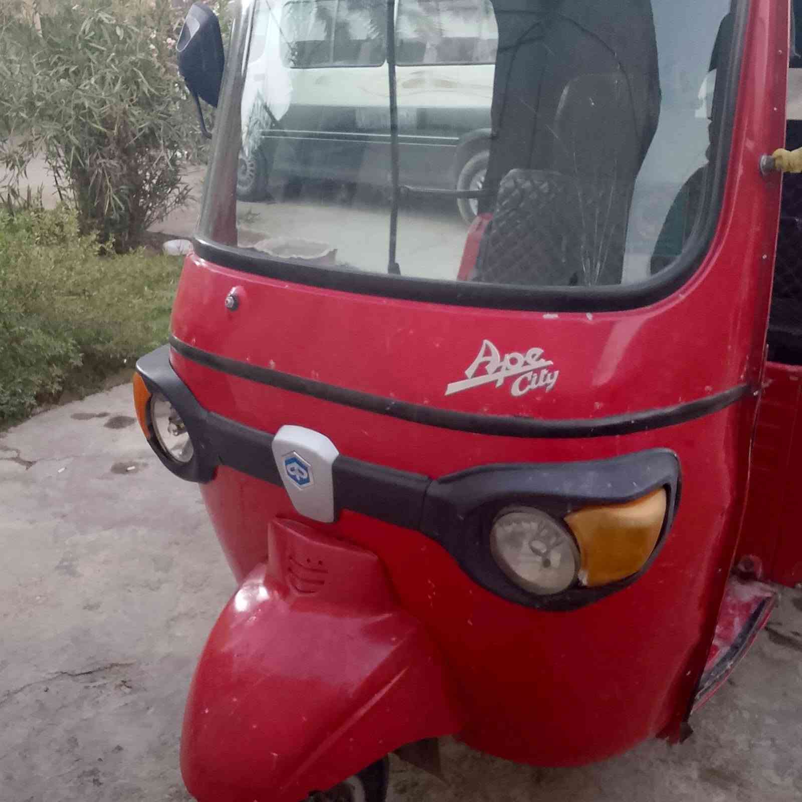 من رخصت لدمن بياجو ٢٠١٨ جاهزة اوراق كاملة رحمة لوالديكم وبس شراي يخلي خاص سعر ١٨٠٠ وبيهة مجال لمو شرتي لايجي ويتعبني ***********
