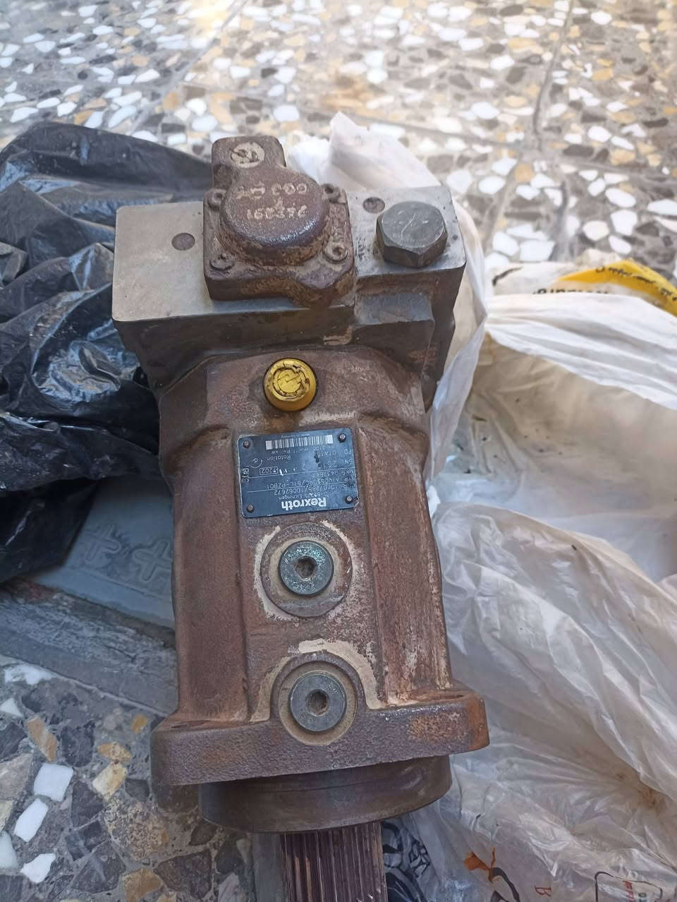 للبيع
اويل بم هايدروليك 107 ايمن
اويل بم هايدروليك 55 ايسر 
شرط الفحص للاستفسار ***********
