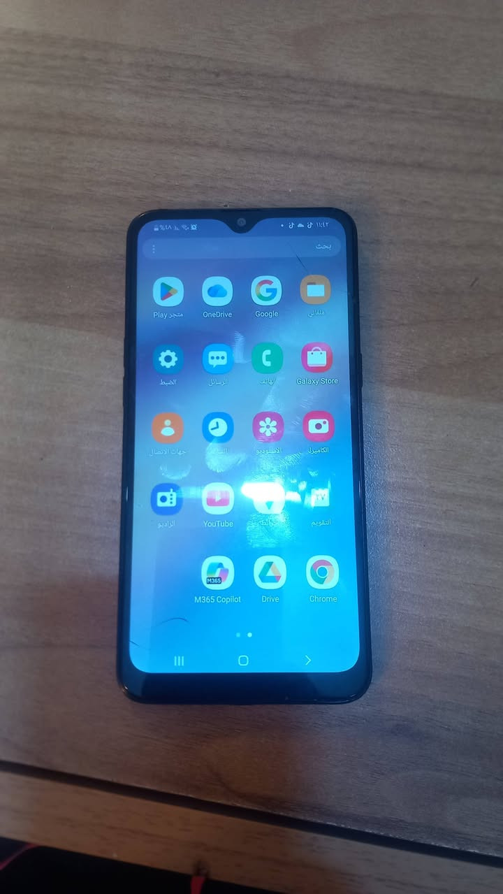 a10s  للبيع سعر ٥٠ قفل بي فطر بل 
شاشه ممئثر مكان الامين الثانيه 
***********
