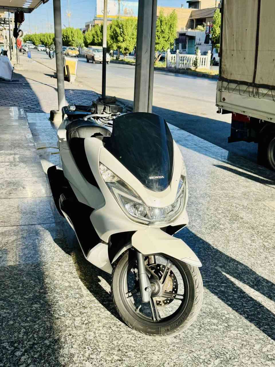 سلام عليكم
دراجة بي سي اكس 
جيل ثاني ياباني
مكفولة كفالة عامة
السعر19$
اوبيهة مجال
***********مكاني واسط
