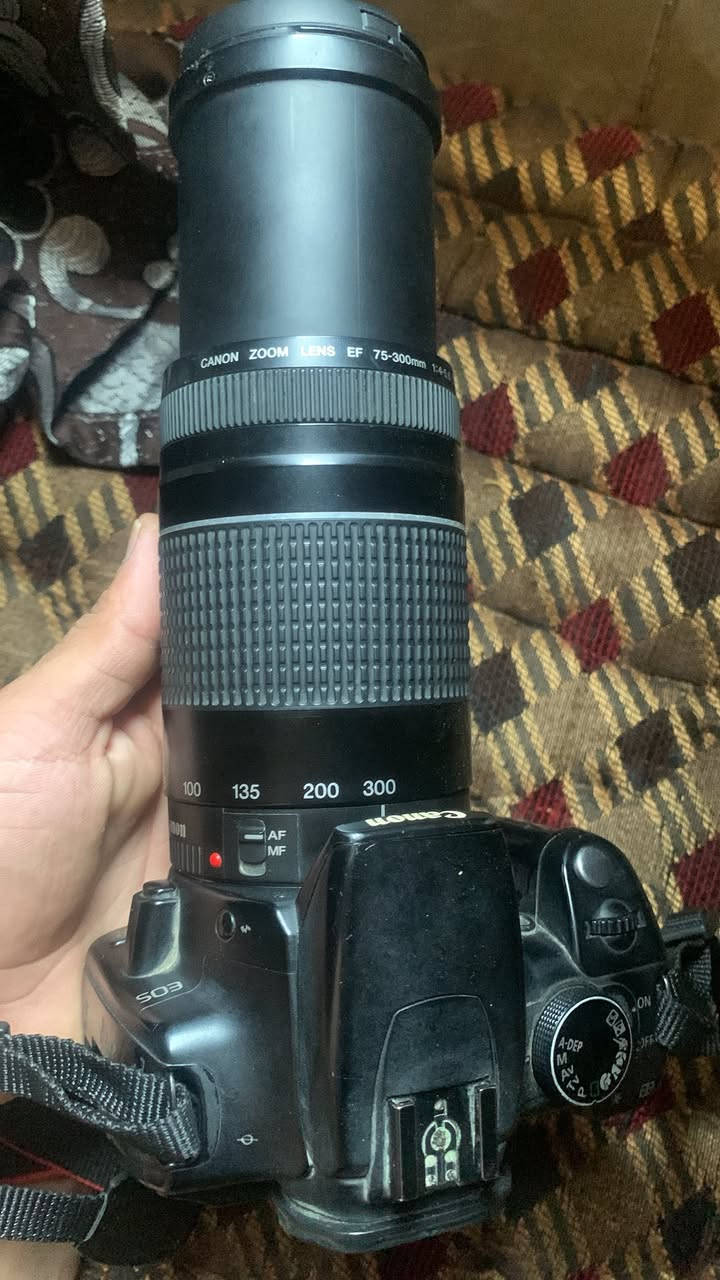 كانون 350D للبيع  ملحقات كامله.
مع زوم رياضي


**إذا كنت صاحب هذا الإعلان وتريد حذفه لأي سبب، رجاءا أرسل رسالة إلى الدعم الفني**