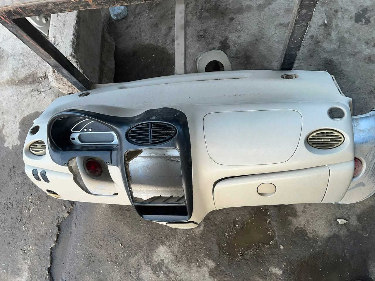 السلام عليكم تفصيخ تفصيخ كيو كيو محرك 4 سلندر كير اوتماتيك منضومه عصه شرط الضمان كير بوب كلش انضاف  شنو تريدون عندي او  الغراض كله شغاله و على الضمان ابيع اوني خادم المكان بغداد الدوره ابو دشيرتوصيل عندي بغداد او جميع المحافضات رقمي *********** او  الماعنده مااقصر وياء او اني خادم لكل طيب على راسي اوربي يرزقك الجميع
