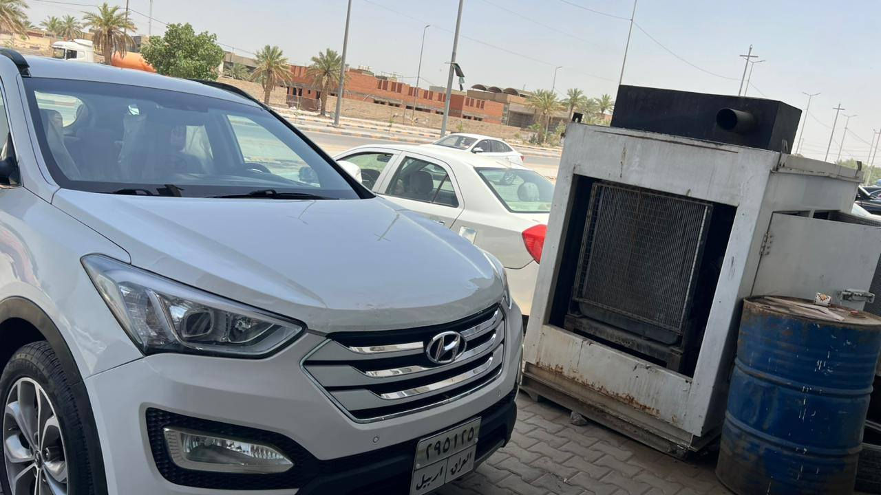 سلام عليكم سنتافي موديل ٢٠١٣ خليج محرك اربعه سلندر مواصفات سيارة اسبعه راكب ثلث  قطع تبريد حساس خلفي سياره مراي شفط سياره جاهزه من كلشي رقم رابيل سياره بدون حادث فقط بارد وسونار مرافق منشور سعر ١٣٢ وبيه مجال قليل ***********
