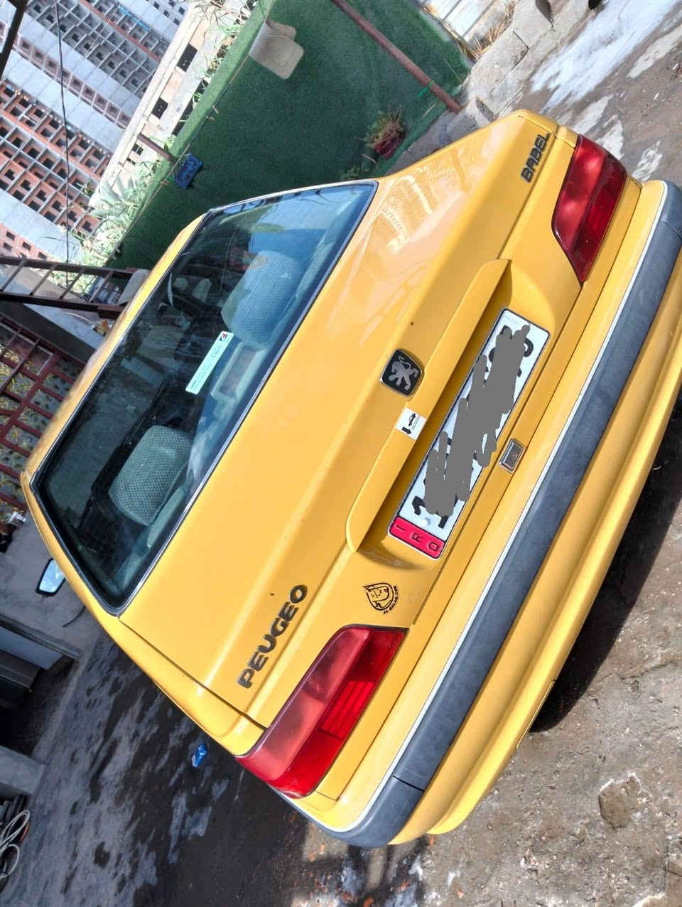 السلام عليكم..بيجو بارص موديل 15للبيع سياره بلاديه عدا الدواير الخلفية.. تحمل منظومه غاز شغاله ..السعر (48)سياره جاهزة العنوان (بغداد_الزعفرانيه) الرقم *********** الشراي بيه الخير ويدلل..
