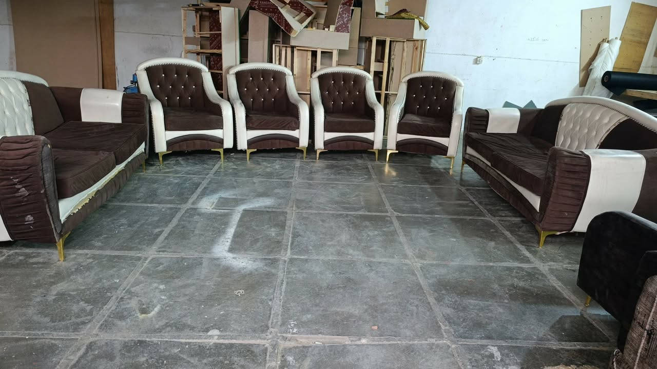 تخم بالة تركي نضافة نفس الصور السعر ٢٠٠ ،،،، ١٠ نفرات ٦ قطع  ،، عنوان حلة نادر ٣ مقابيل المركز الصحي معرض احمد العنزي لاثاث المنزلي واتساب ***********
