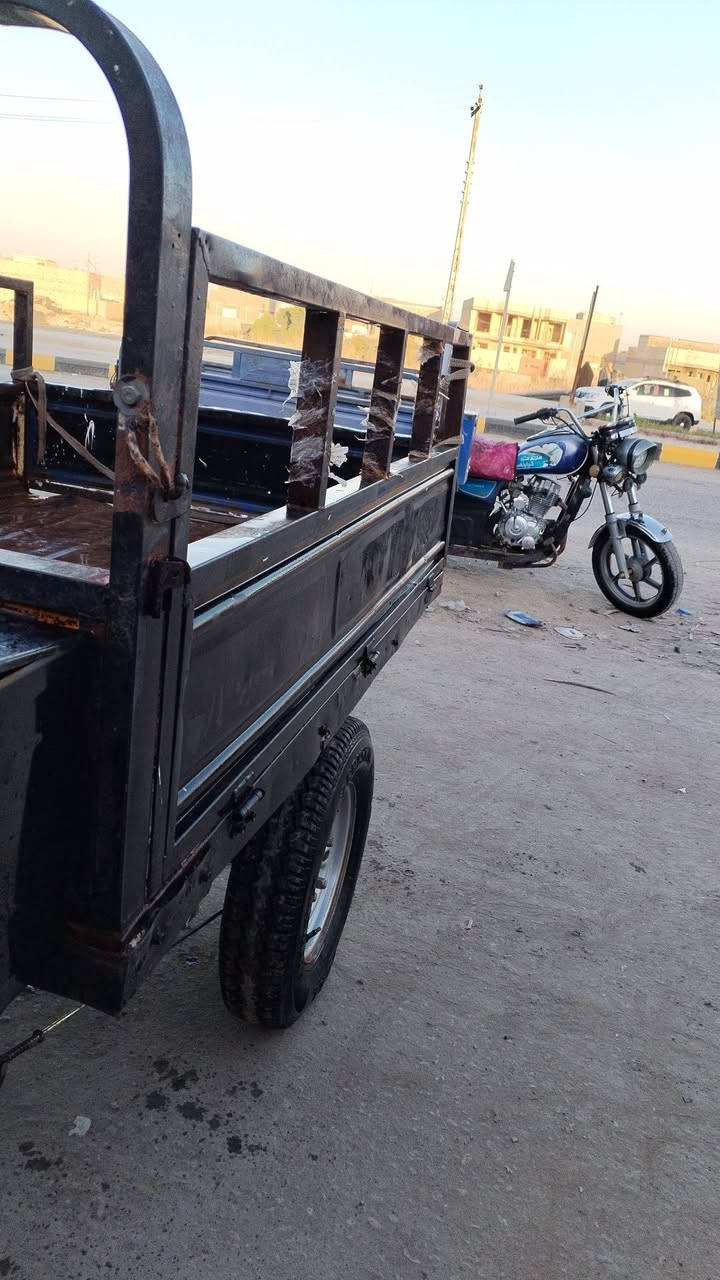 السلام وعليكم ستوتة امتيار دراجة جاهزة ماتخسر عليهة ربع اكسن جديد ويلات جدد مكينة جديدة كير بوكس جديد دراجة جاهزة من كلشي تعمير جديد ((كلك)) الدغارة. ***********
