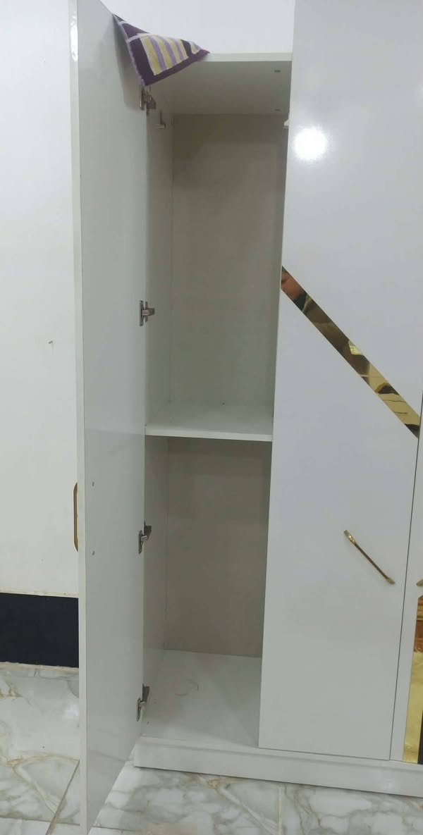 غرفة نوم تركيه نفرين سرير خزن بعدها جديده اشتروها وطلعت صغيرة على الغرفة ،مكان نهروان


**إذا كنت صاحب هذا الإعلان وتريد حذفه لأي سبب، رجاءا أرسل رسالة إلى الدعم الفني**