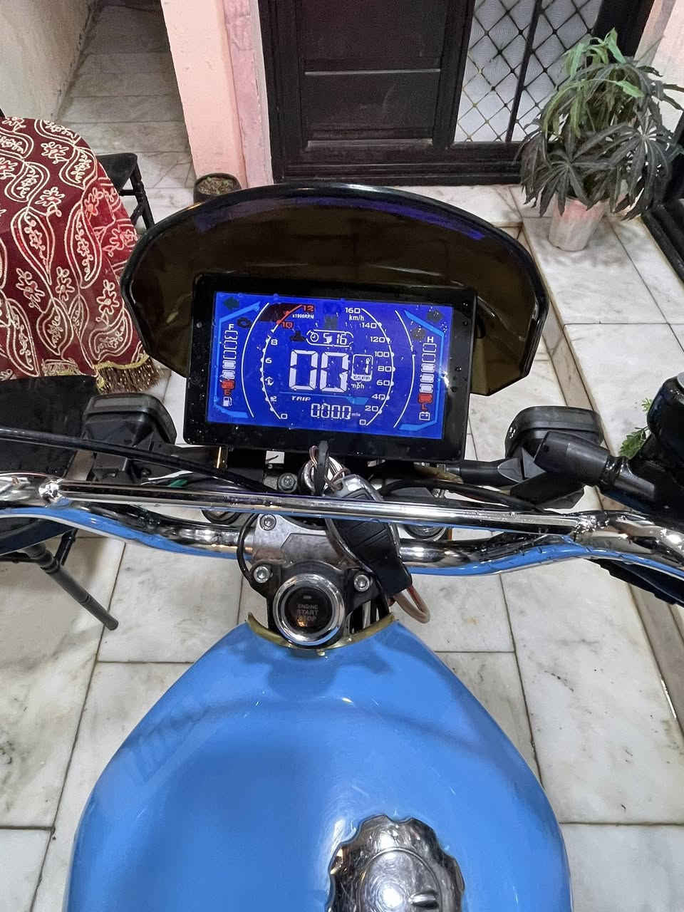 السلام عليكم للبيع سونك (2026)الدراجه بحالت { الوكاله } حجم المحرك «200» بعدها جديده كهربايات كلها شغالى نص نكره سلف شلعه ومعدل كلش حلوه صالها 4 اشهر من نازله من المعرض جيب فيتر وياك وتعال افحص السعر {900} وبيها مجال *********** [بغداد/الكريعات]
