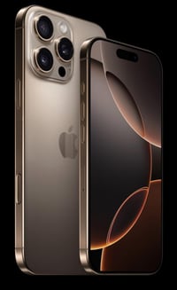 آيفون ١٦ برو ماكس • ٢٥٦ • بطاريه ٨٩