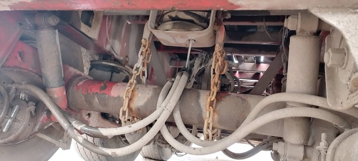 فلات بو فروشتن دنگر ساف خایس و وژەنگی نیە کارەبایات و هەوا  تاخم چوب تاحم بانص ،تایەکانی نیو عومر ،
شوێن هەولێر 
سعر 37مجال
***********
