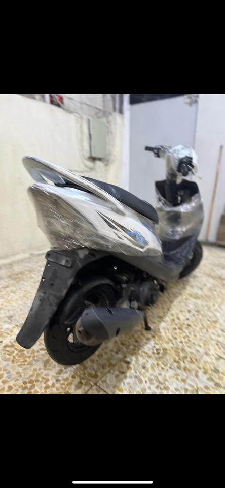 السلام عليكم للبيع ماكس عدله بوشه 49مكينه بلادي ناعمه كلش  ختم واحد شلعه معدل خير من الله كهربائيات كلها شغاله الدراجه جديده ومابيها اي نقص 
المكان بغداد الشعب 
السعر 750وبيها مجال 
استفسار ***********
