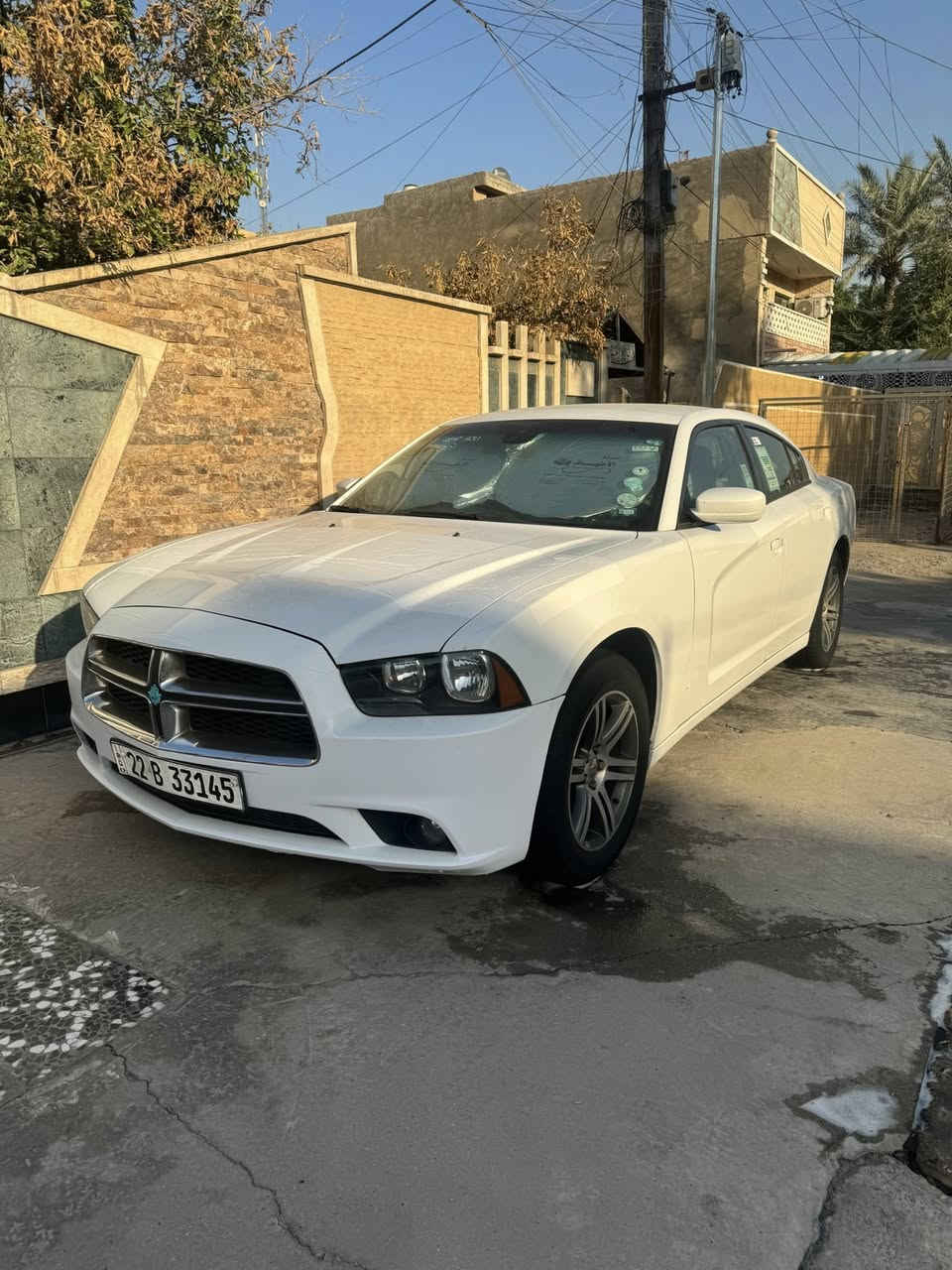 دوج جارجر سياره خليجيه مديل 11
مكينا كير اكسل تخم تاير بيها اذا مو جديد اني اشدلك تخم 
تبريد صدر كله جديد باتري قبل شهر شاده 
السياره رقم اربيل ابسمي تريد تحويل تريد وكاله سنويا ما ساقطه  وترايك وين ما يعجبك روح
السياره بيهه صبغ جاملغ الخلفي ع كد شبر من اكلك شبر يعني شبر والباب وره صدر ربعه بي صبغ فقط 
السياره عليها نصبه وترايل يخبل
فقط بيهه ملاحضه ملاحضه بدايت كاردن لو بيها دجه مال كير وحده من ثنين بيها فقط بل مشي رجه
المكان بغداد حي اور 👍👍
رقم ***********
***********
