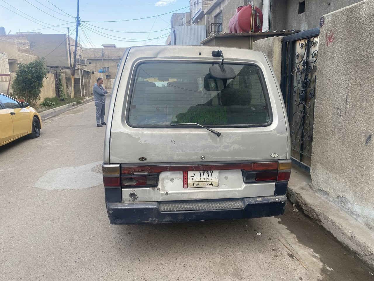 سلام عليكم كيا بستا موديل 95 بسمي سياره بيها خياسات قليله سنويه نهايه سنه 2026 رقم بغداد الماني مكينه مكفوله مصفره رقمي *********** عنوان بغداد الزعفرانيه سياره بلاديه من كلشي شواصي مابيهه شي
