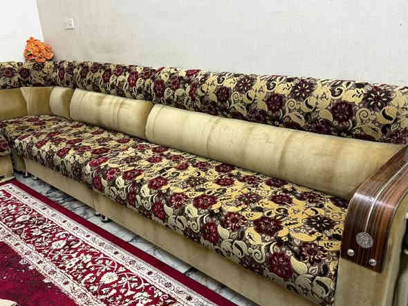 تخم درجه اولى نضيف حلو يخبل ومابي خسفات السعر 350 وبي مجال ***********
