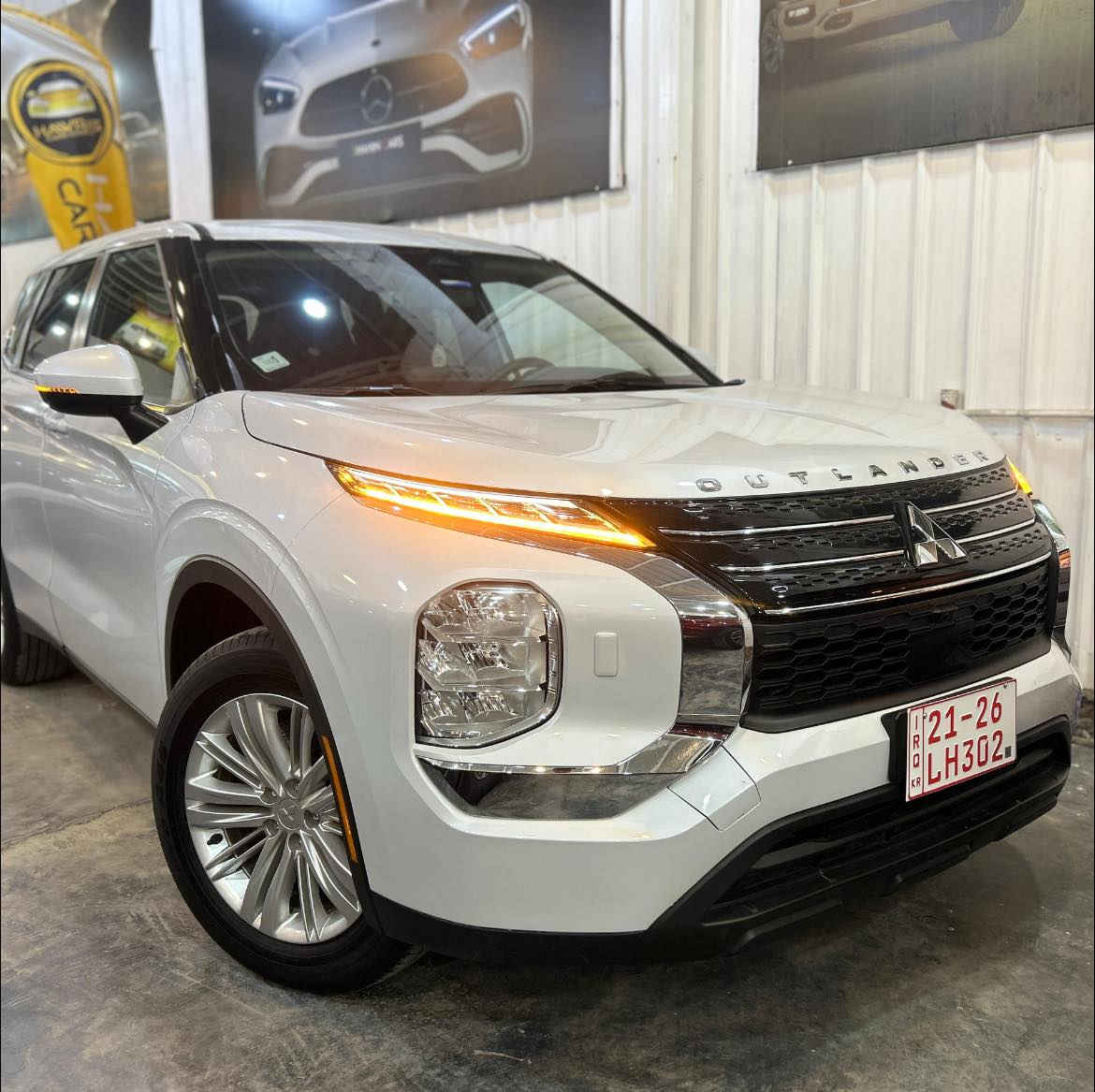 للبيع او مراوسه
MITSUBISHI 
OUTLANDER
2024
ES
2,5L
V4
5,600 MILES 

المواصفات ES 👑 ///
• محرك 4 سلندر
• سعة المحرك 2.5 لتر بنزين
• قوة 181 حصان
• عزم دوران 245 نيوتن متر تقريباً
• قير CVT أوتوماتيك
• نظام دفع رباعي  (AWD)
• أوضاع قيادة متعددة
• شاشة حجم 8 إنش
‏• Apple CarPlay
‏• Android Auto
• بلوتوث
‏• USB
• شاشة معلومات للسائق 7 إنش
• نظام صوتي 6 سماعات
• مثبت سرعة
• تحكم بالستيرنغ
• رادار أمامي (نظام منع التصادم)
• تنبيه مغادرة المسار
• نقطة عمياء
• تنبيه مرور خلفي
• حساسات خلفية
• كاميرا خلفية
• فرامل طوارئ أوتوماتيكية
• جنوط ألمنيوم 18 إنش
• مصابيح أمامية LED
• إضاءة نهارية LED
• مرايا بإشارات
• دخول ذكي
• تشغيل زر
• مكيف أوتوماتيك ثنائي المنطقة

ضرر// بابين صبغ فقط ❗️شرط فحص 
بدون دواخل ✅
شواصي سليمة 💯
بدون ايرباك ✅

 JA4J4UA84RZ065053

السعر///230$ ورقة وبيها مجال 💵

سيارة جاهز ما بيها اي نقص ✅

بوليش و حمام جديد ✅

سيارة كاتي يترقم المحافظات شمالية ✅

العنوان- كركوك 🌇

📞 0770 912 5605
