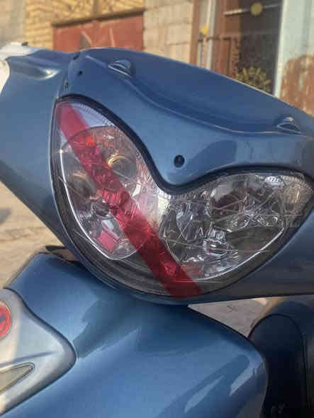 سلام عليكم دراجه لبيع كامكو في 1 دراجه مامفتوحه سعر ٤٥٠ الف بيهه مجال لشراي ممكلف بنشر رقم راعيهه ***********
