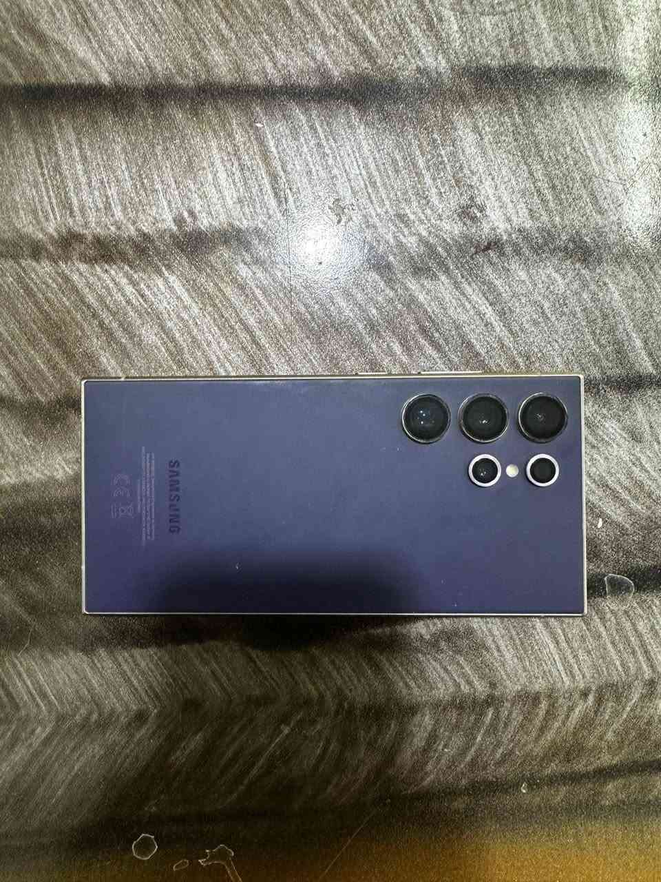 السلام عليكم
سامسونك اس 24 الترا  شرق أوسط جميع ملحقاتة وياه 
ذاكراة 256  خطين سيم كارت  دبل شريحة 
الجهاز مستخدم 
نظافة الجهاز % 100  %100 هاي الخدوش بلاصق الخارجي يعني الجهاز نظيف كلش 
السعر 950  الف
العنوان البصره مركز المدينة 
***********
