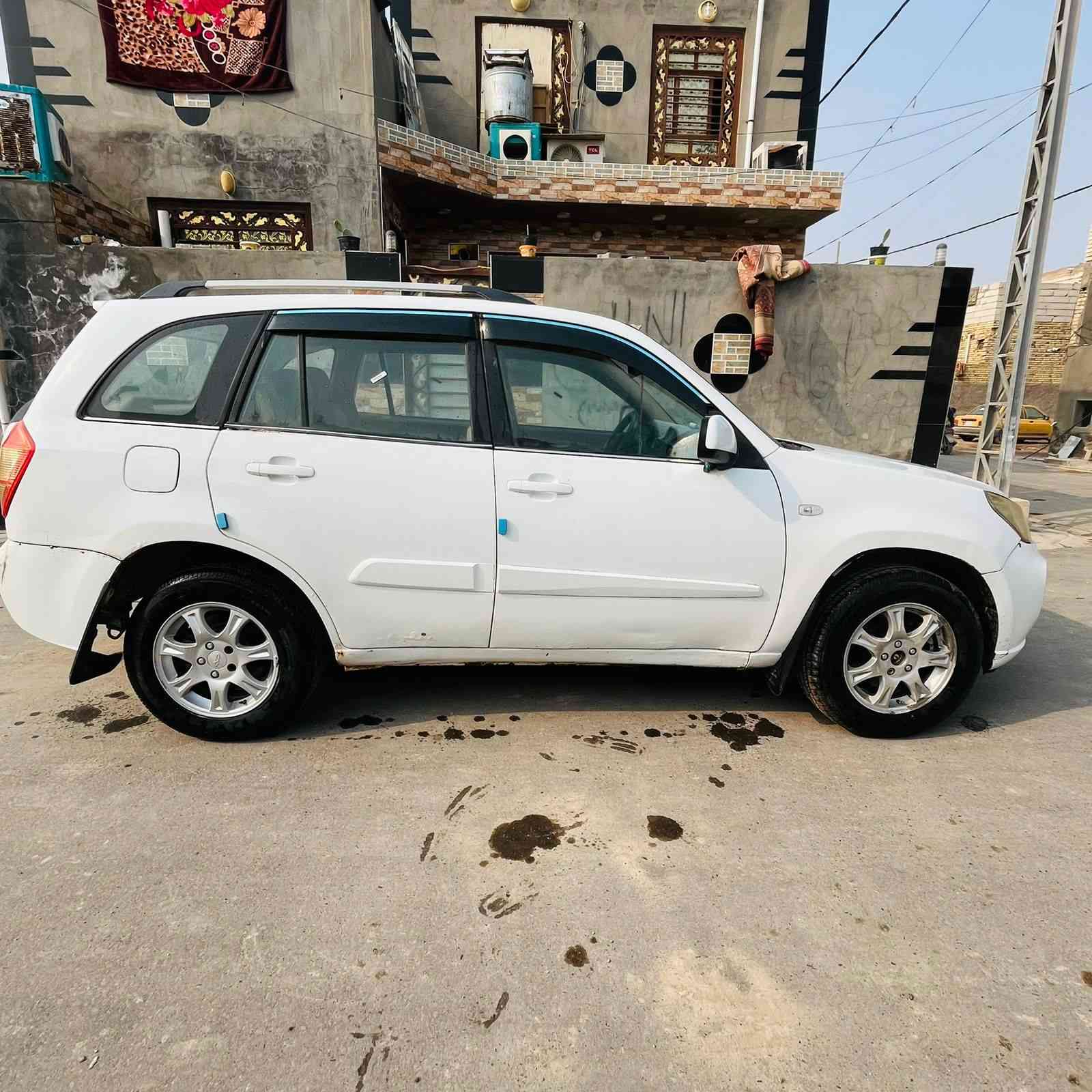 السلام عليكم اخواني جمعة مباركة وعساكم طيبين
سيارة تيگو كاملة من كلشي تجي تفحص وتتأكد بنفسك
السيارة مال جناي يعني نظيفة وأيده بيها أول بأول

موديل ٢٠١٣ رقم القادسية گير كهربائي محرك ١٨٠٠ گير محرك
السيارة مكفولة من گير محرك صدر والتخم والتايرات كله جديد كذلك بالنسبة للشاشة الكامرة فتحة بلسقف تحكم ستيرن مواصفات كاملة والله العظيم كفالتها كفالة سيارة جديدة وعندكم الحساب

السعر مع كامل التفاصيل 
وللتواصل على هذا الرقم ***********
