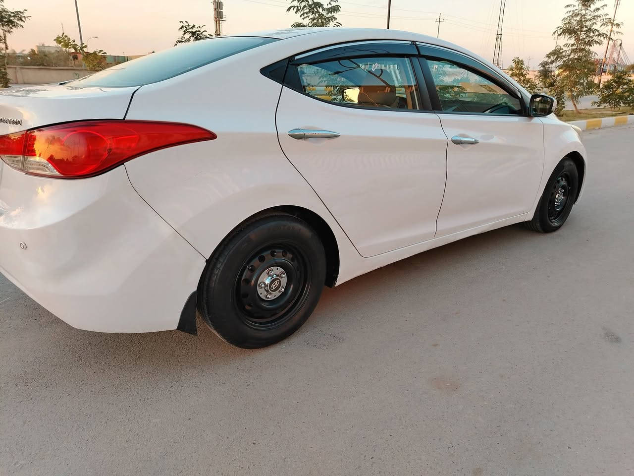 السلام عليكم... النترا موديل 13 خليجي مكينه وكير اوتو 1600 دوش مكفولات تخم تاير وسبير جدد  حداديه جديده تحكم ستيرن اشاير بلمري نظام اقتصادي ايكو بلاجكتور زنون رقم ذي مشروع وطني سنويه لنهايه 28 بيها تبديل باب وجاملغ وصبغ بنيد بدون فتح او ضربه أشر تقشير مابيها ضربه دواخل حلوه كلش سياره كلش حلوه مكان السياره ناصريه مركز سعر 105 بيها مجال بسيط جاهزه من كلشي 👈 شراي ***********
