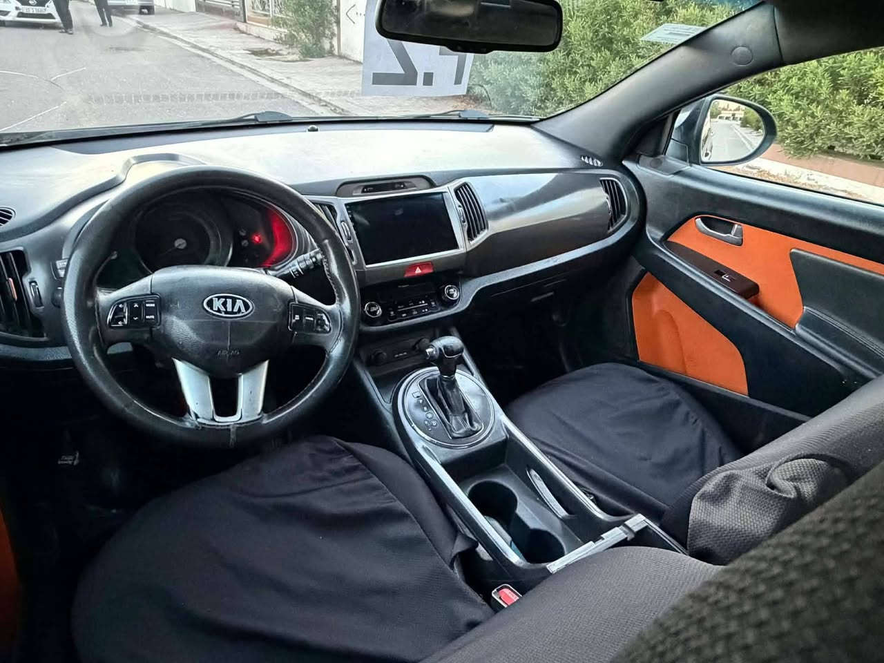 سلام عليكم كيا سبورتج 2011 فول مواصفات كير محرك بشرط حدادية تواير جديده بنوراما بجم كبس خلف كبس راديتر تبريد جديد الضرر موجودة بالسونار اربع قطع صبغ السعر 102 /رقم الموبايل  *********** بيها مجال بسيط
