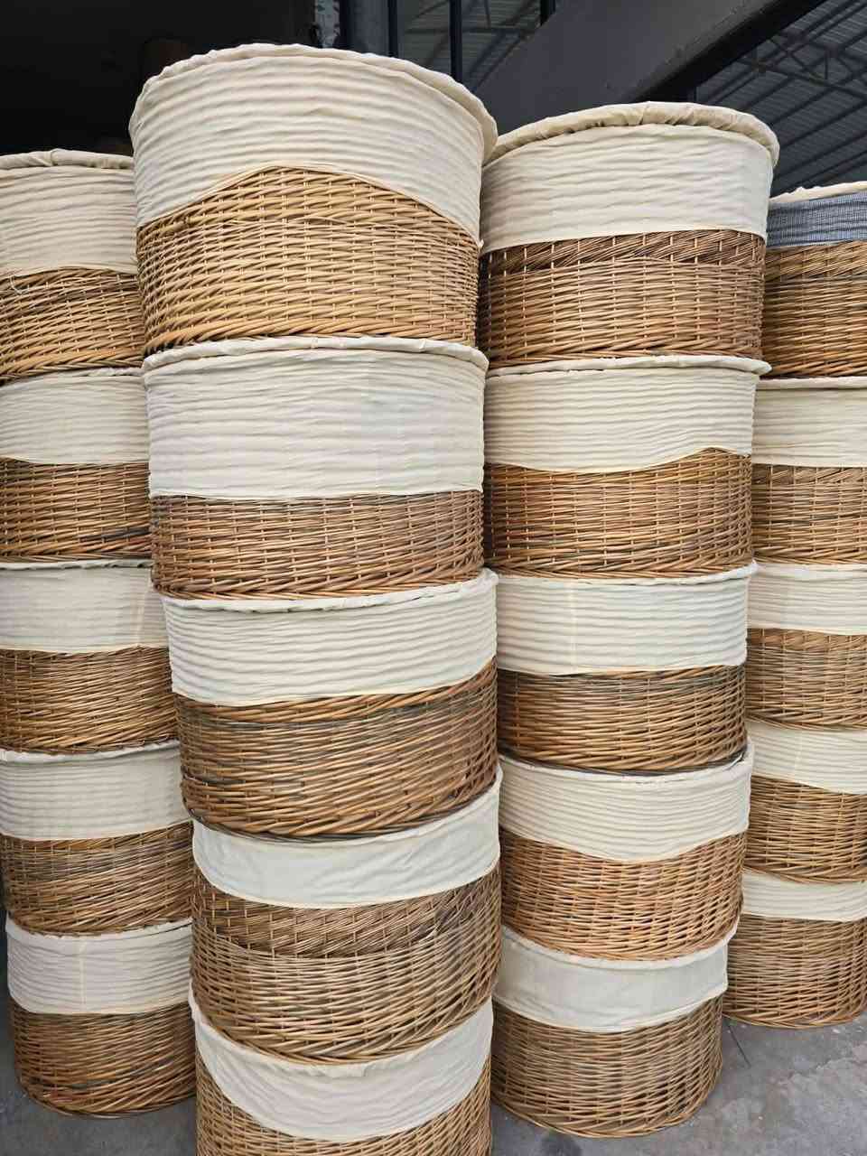 كەنوی نان قیاسی ٤٥ بە ٦٥  جە 
سەر و بەرگیشی لەگەڵە قیاسی گەورەیە
تەنها نرخی جوملەمان هەیە
گەیاندن هەیە


**إذا كنت صاحب هذا الإعلان وتريد حذفه لأي سبب، رجاءا أرسل رسالة إلى الدعم الفني**