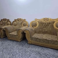 تخم للبيع نضيف الي يريده بي خير ويدلل هذا رقمي 07505266276