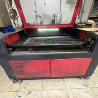 كمبيوتر كامل • ١٣٠ واط • ١٢٠×٨٠