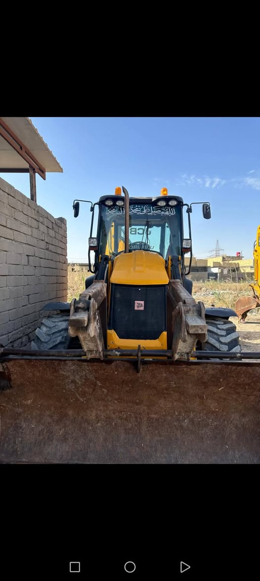 للبيع جي سي بي موديل 2011 رقم ربيل سنويه 29فول مواصفات تفاصيل عله رقم *********** ***********
