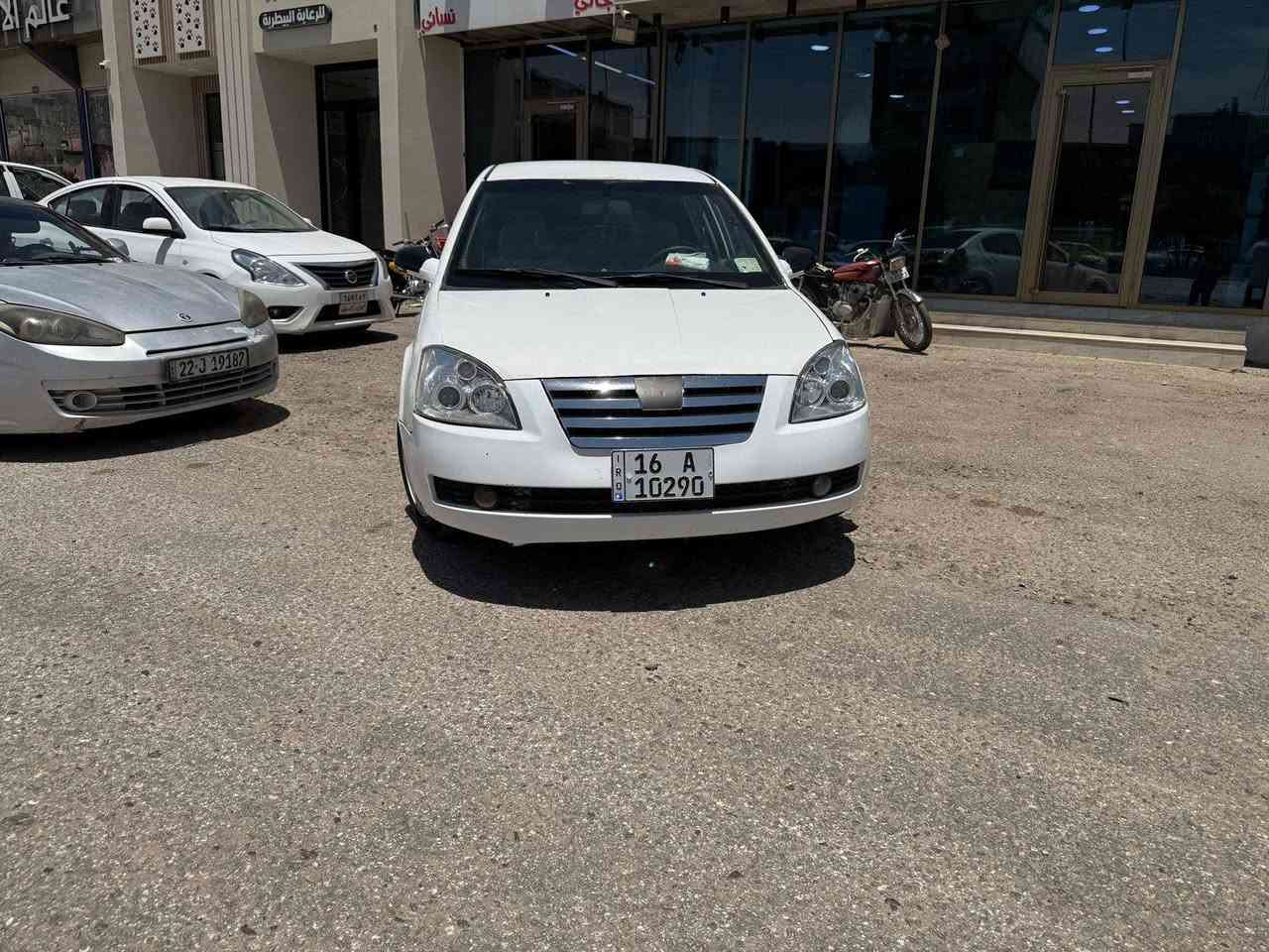 السلام عليكم
شيري A5 محور كورلا 1600cc 
السعر(38) شرط التحويل السيارة بأسمي الهزة مالته تخلص بشهر 8 يعني ما يكلف مداوره
تخم بلكات تخم نوزلات جويتر كامل ماب سنسر جديد فيت بم  سيارة لا تنقيص ولا تبخير 
التبريد مالته العام جان يشتغل هسة بس ڤان ما اعرف شبي 
السيارة بيه ضربة بالباب مثل ما موضح بالصور والباب الثانية بيه خياس 
التواصل ع هذا الرقم*********** واتس او اتصال
