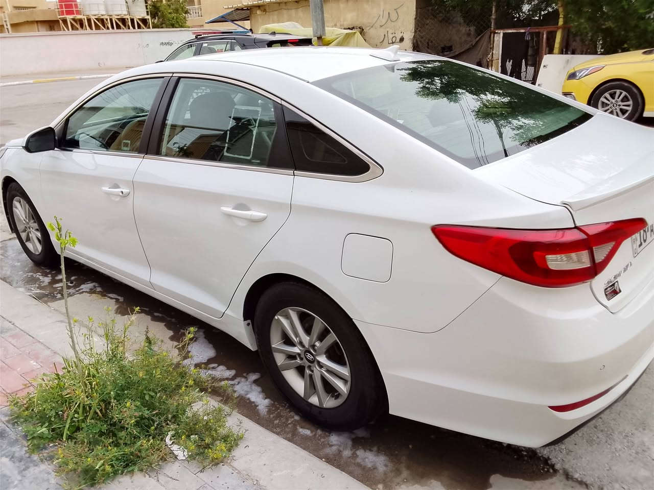 سلام عليكم للبيع سوناتا 15 لون صدفي وارد امريكي  رقم بابل حادث خلفي بجم كبس مكاني كربلاء *********** أسعر 115 بيه مجال
