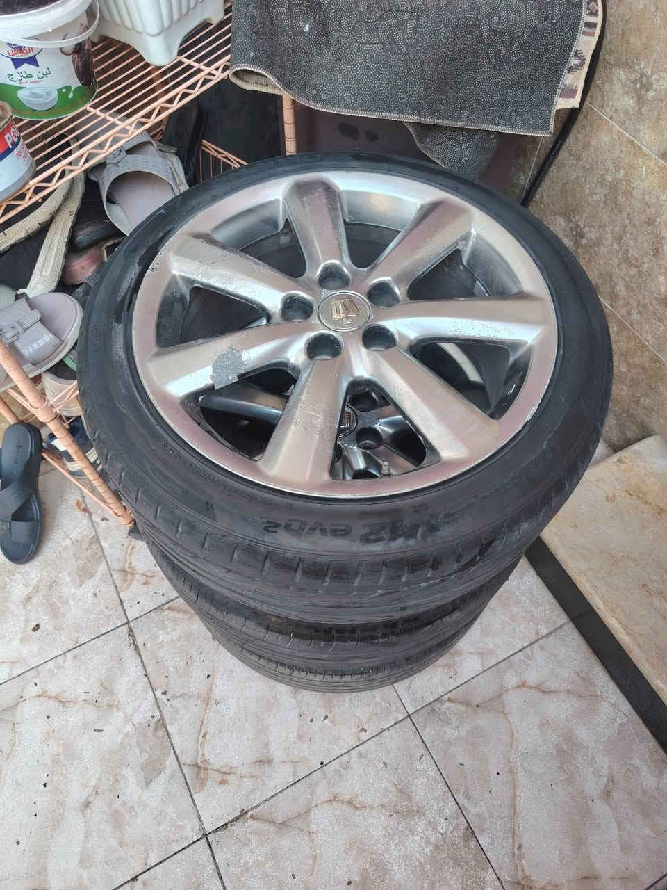 السلام عليكم
ويل دنكه البيع 
كفاله عواج الحيم فطر 
ويل اصلي ياباني فتحته من سيارتي 
تخم تاير نضافه 70
يحتاج صبغ سعر مناسب ***********
