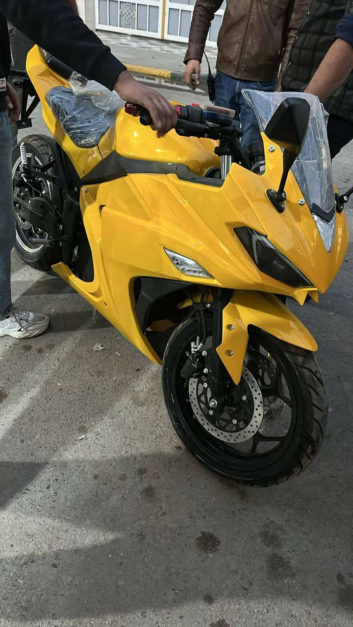 بطحه شحن للبيع ماطور  مميز بلون جذاب
سعر ١٨٥٠٠٠٠ مليون وثمان مائة وخمسين ألف صلاح الدين قضاء بلد  ***********
