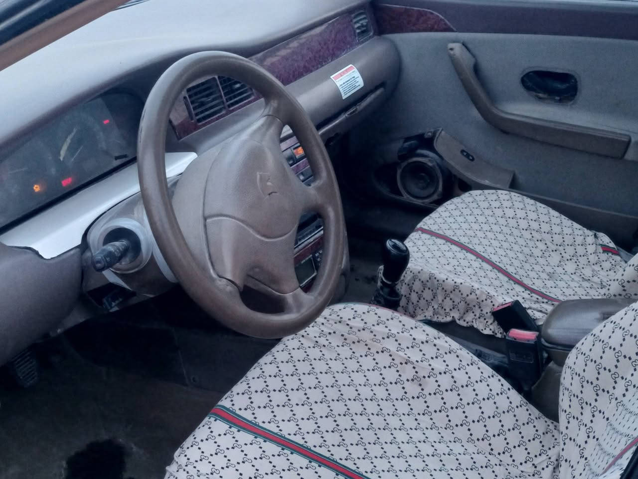 للبيع 
سمند موديل 2009ناطق
مكينه وكير شرط 
حداديه وتخم تاير 
مشط سترين جديد 
غرفه جديده 
كهربائيات كلها شغاله 
رقم بابل 
راعيها ماندله 
اتكفل سرقه وعشاير 
السعر17وبيها مجال، 
مكاني بابل 
***********
