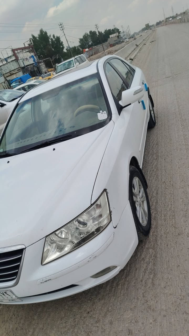 السلام عليكم
سوناتا للبيع موديل 2011 خليجي
 محرك 2000 دوش المرغوب
 رقم بغداد 
 تبريد جيد
السونار موجود داخل المنشور 
المكان بغداد. اليوسفيه ناحيه الرشيد 
للاستفسار ***********
السعر 115 وبي مجال بسيط
