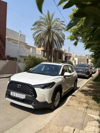 كورلا كروز 2024 للبيع  فووول مواصفات 1/1  ماشيه 12 الف جديده السياره 4...