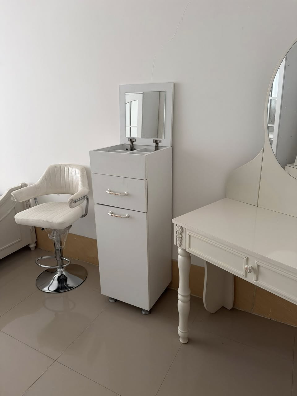 لبيع غرفه نظيفه كلش 10قطع لنفر واحد المعتمد يتواصل معي خاص ادزله الفيديو غرفه


**إذا كنت صاحب هذا الإعلان وتريد حذفه لأي سبب، رجاءا أرسل رسالة إلى الدعم الفني**