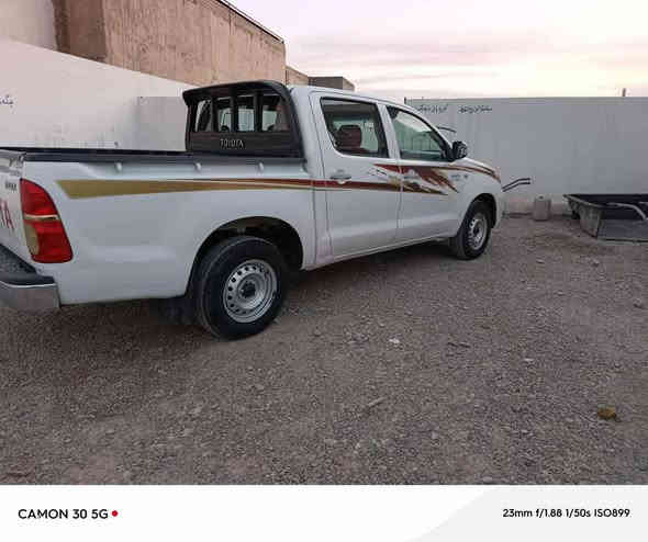 مەرزیە 2006 سعود
 سەیارەکە هیچی پێوە نیە بێ سبوغ 
هەر چوار تایەی تازەیە
گێر و مەکینەی بەشەرەت
سەیارەکە ماڵی دۆستە بێ تەقە و ڕەقەیە
سعر$138
ژمارەی خاوەنی ئۆتۆمبێل
***********
*********** ديبيس
