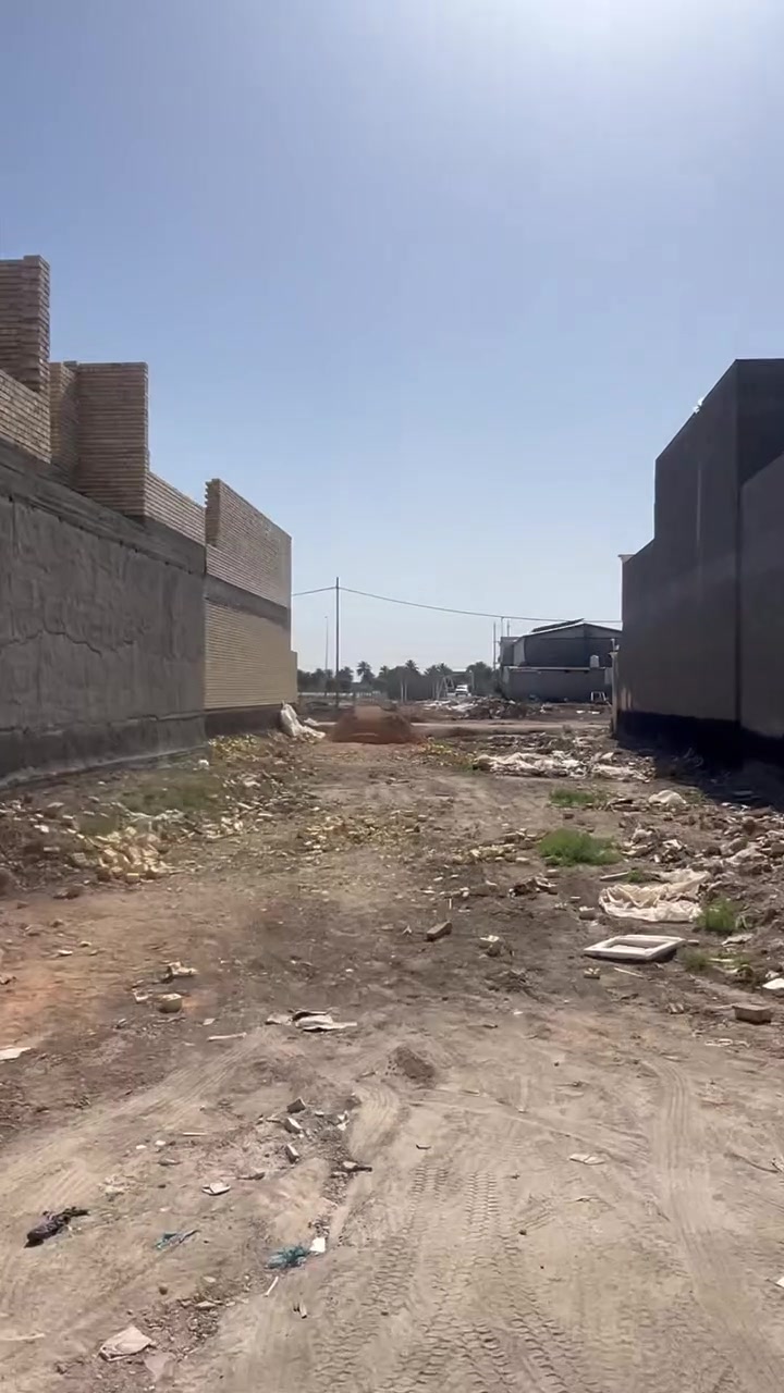 🏡 عقارات الأسد 🏡

#للبيع
قطعة أرض طابو زراعي سند 25،(تحويل مباشر ب إسم المشتري )
📐 المساحة: 240 متر
📏 الواجهة: 12 متر
📏 النزال: 20 متر

🏡 مناسب للسكن العائلي

🔹
🏠 الخدمات:
تتوفر جميع الخدمات السكن🍁💵

📍 الموقع:
بابل – قضاء المحاويل / ملحق حي النور📍📍📍
📷 باقي التفاصيل موضحة في الفيديو والصور

📞 للاستفسار أو معرفة السعر:
يرجى الاتصال أو المراسلة على الأرقام التالية:
***********
***********
📲 أبو أسد

📍 زورونا في:
مكتب عقارات الأسد – قضاء المحاويل، حي 17، قرب مقهى الصياد

🌿🌿🌿🌿🌿🌿🌿🌿🌿🌿🌿🌿🌿
