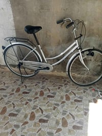 بناتي • حجم ٢٦ • نظيف