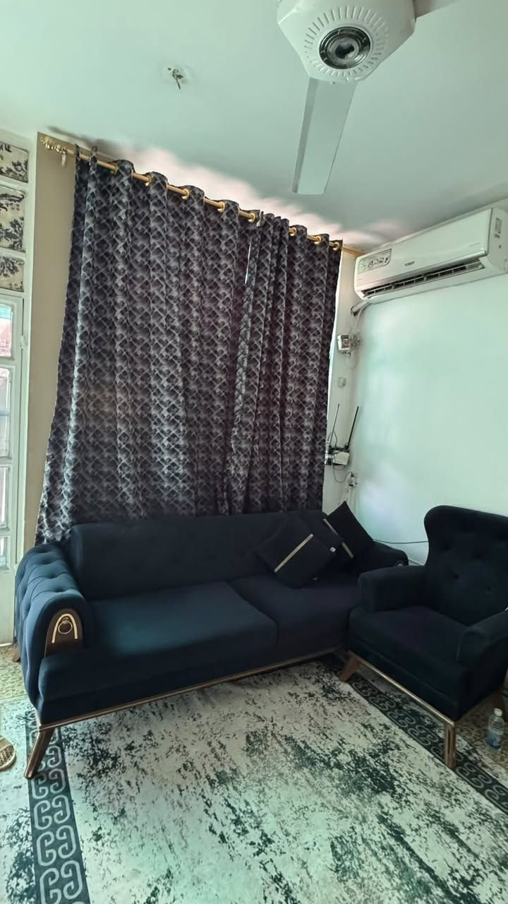 تخم للبيع السعر 700 وميز طعام ب125نضيفات جدا المكان الشعب شارع الصحه


**إذا كنت صاحب هذا الإعلان وتريد حذفه لأي سبب، رجاءا أرسل رسالة إلى الدعم الفني**